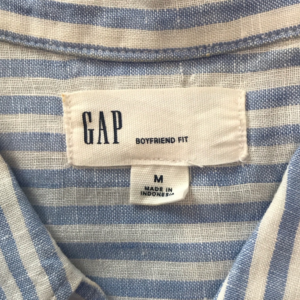 GAP Women's Linen Boyfriend Style Striped Button-Down in Blue and White - Picture 4 of 4